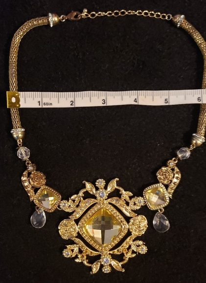 Vinrage Necklace - Picture 8 of 10